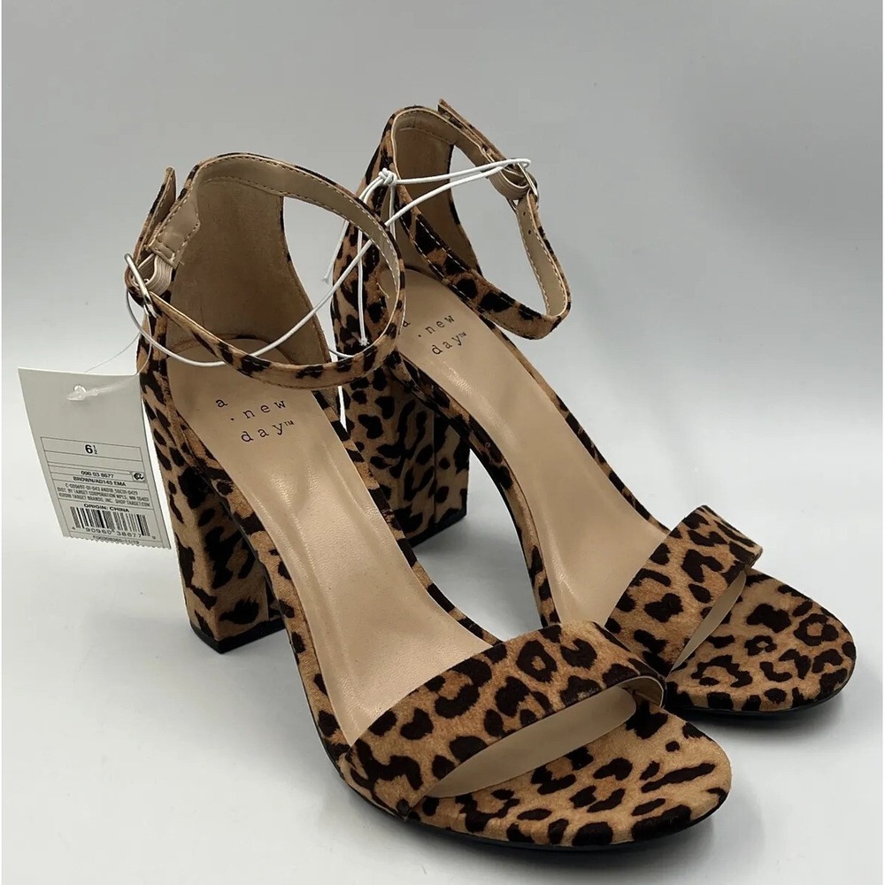 Ema Square Toe Heels A New Day Leopard Print Womens Size 6.5